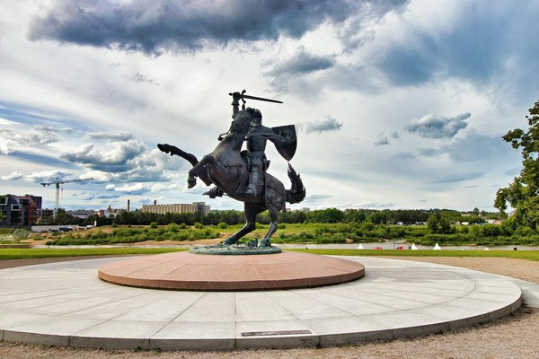 Comment organiser une visite des grottes de Pak Ou au Laos?