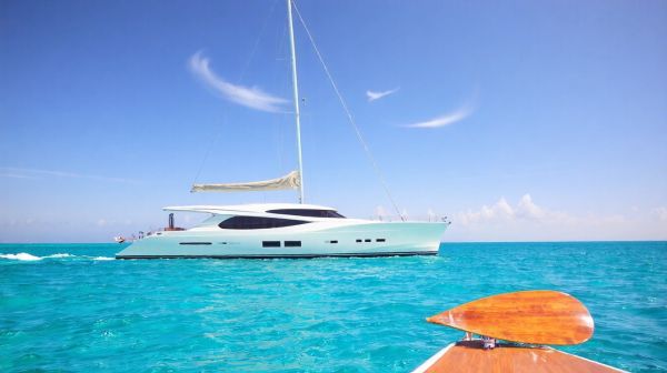 Top 5 raisons de choisir un bateau semi-rigide pour naviguer